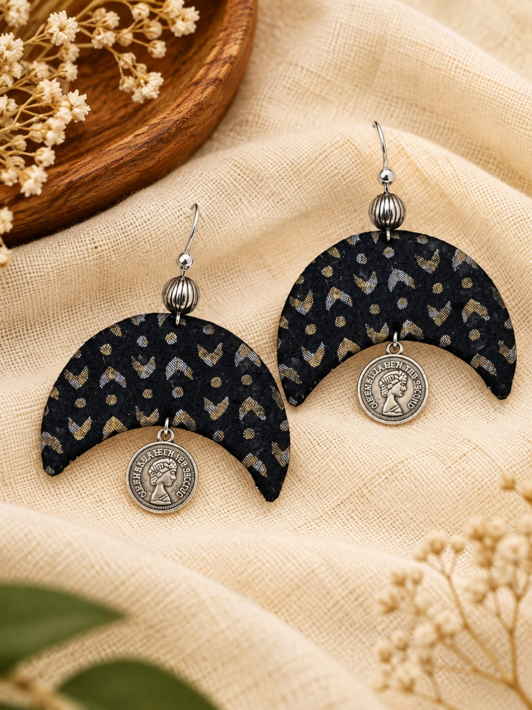 BLACK NOOR CHANDBALI