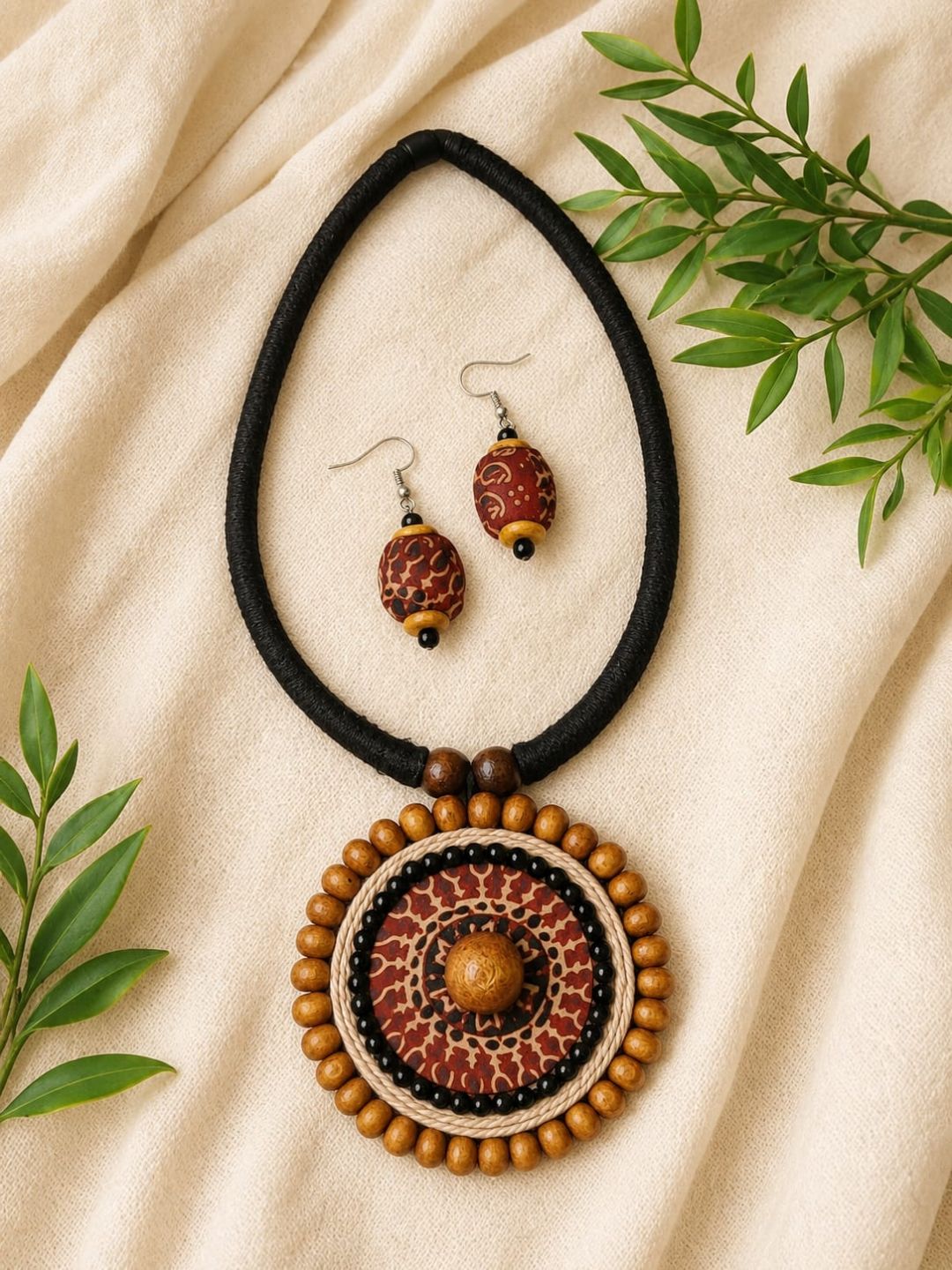 SURYAMUKHI BOHO NECKLACE SET