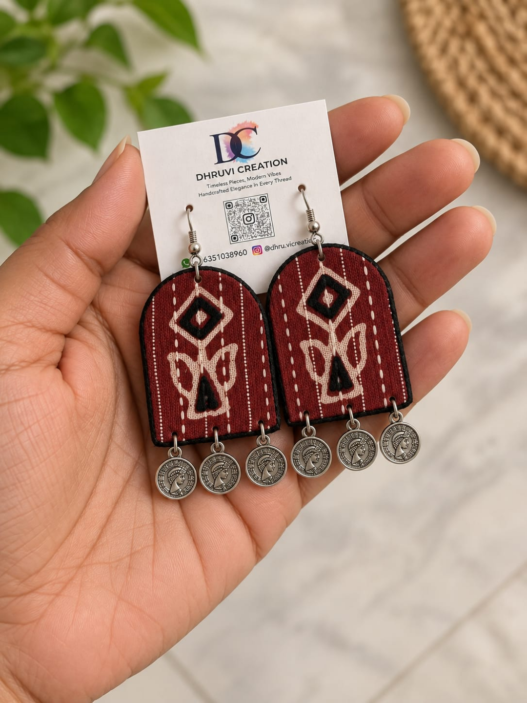 MAROON STATEMENT EARRING
