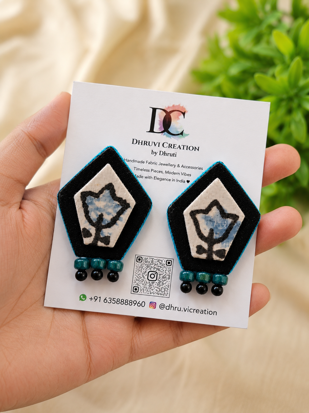 BLUE CHAUKON STUDS