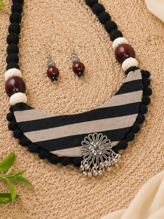 CREAM BLACK CHANDRAKALA NECKLACE SET