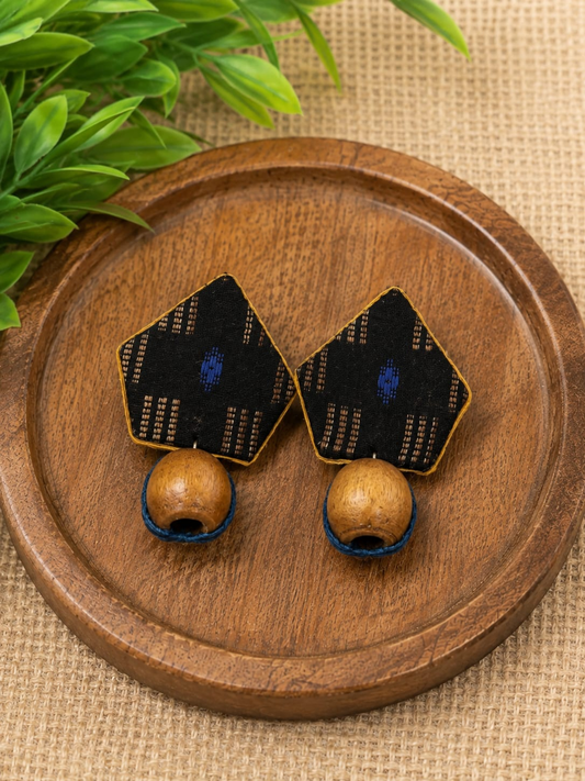 BLACK GEOMETRIC EARRING