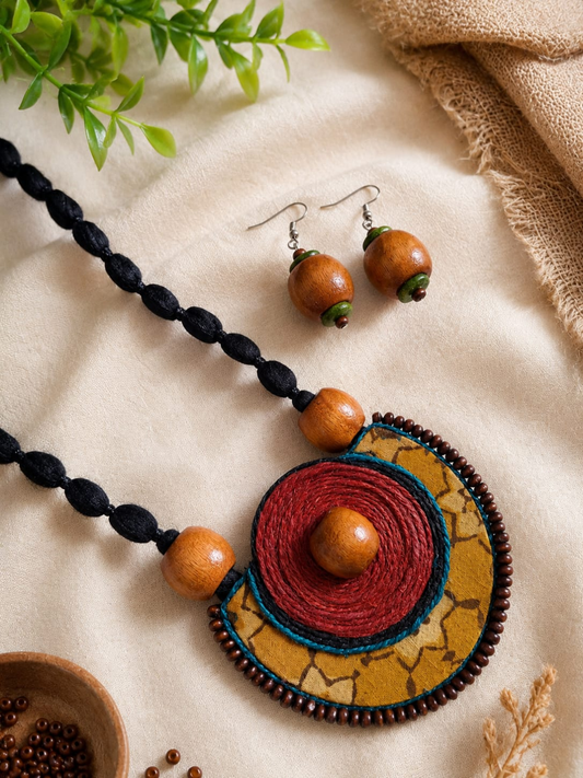YELLOW CHANDRAKALA NECKLACE SET