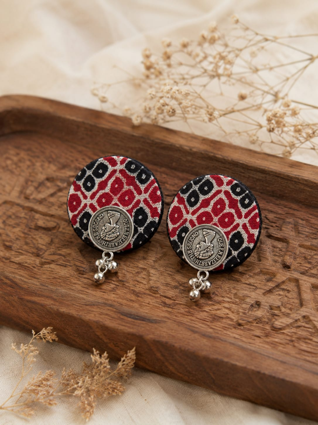 RED AND BLACK FAABRIC EARRING