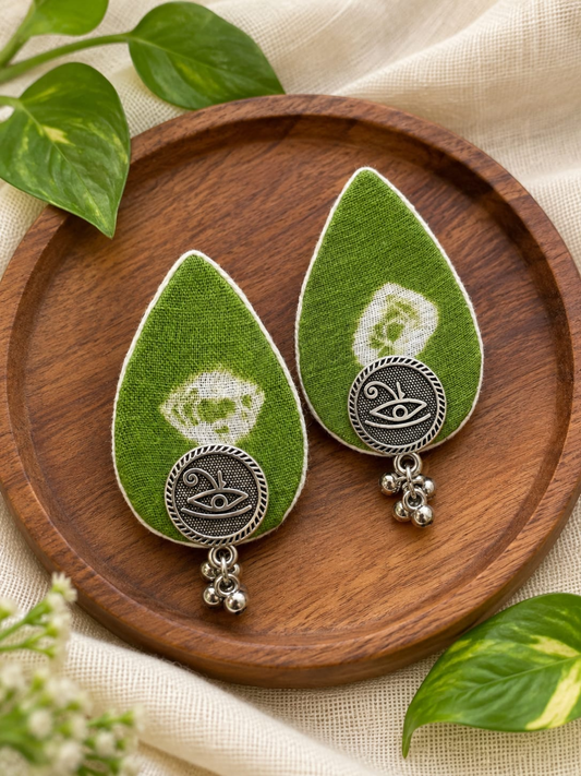 GREEN TEARDROP EARRING