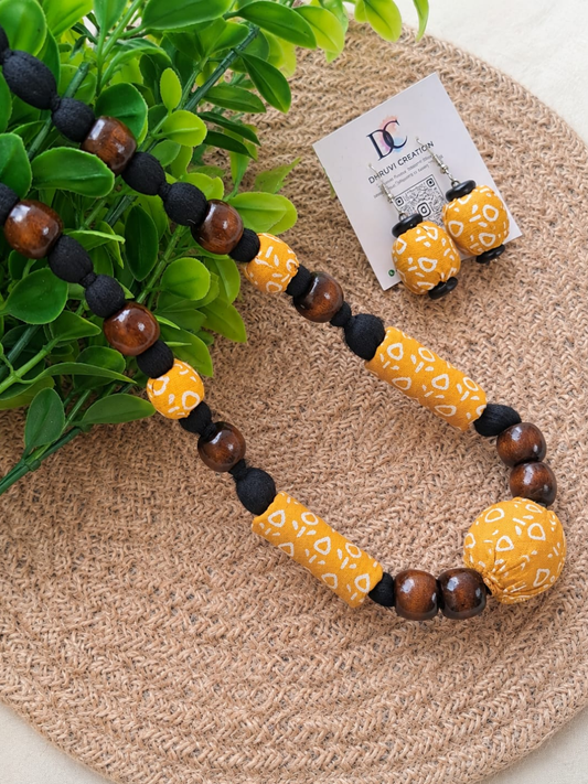 YELLOW BEDADED NECKLACE SET